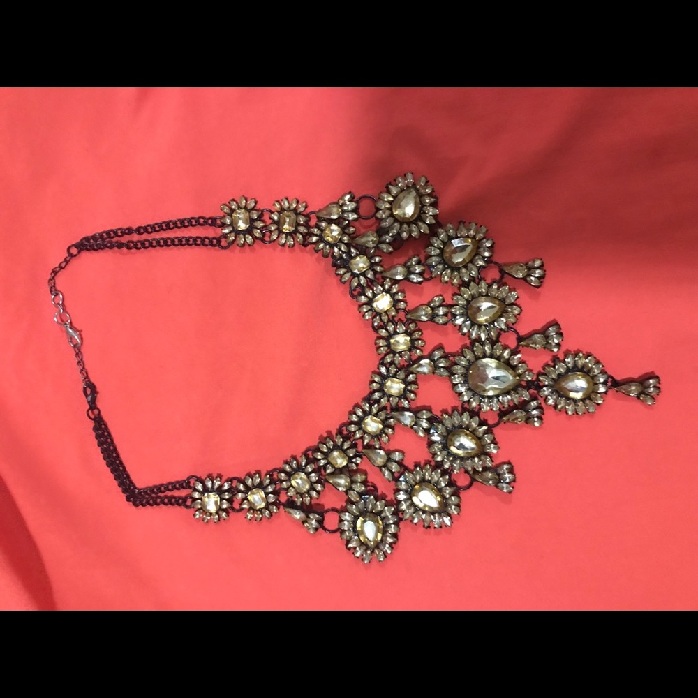 Statement necklace